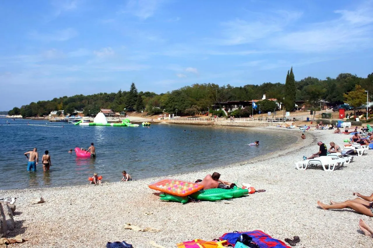 Apartments With A Parking Space Tar, Porec - 6943 Тар Хорватия